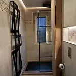 Lovely Art-deco Apartment Sehmatal