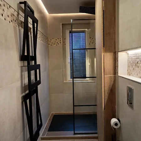 Lovely Art-deco شقة Sehmatal